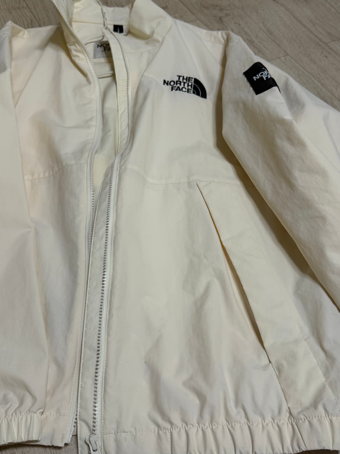 노스페이스 바람막이 상품이미지5