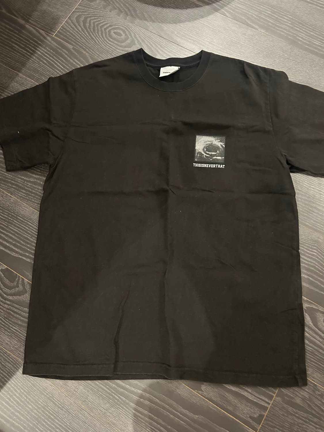 디네뎃 티셔츠 팔아요 상품이미지1