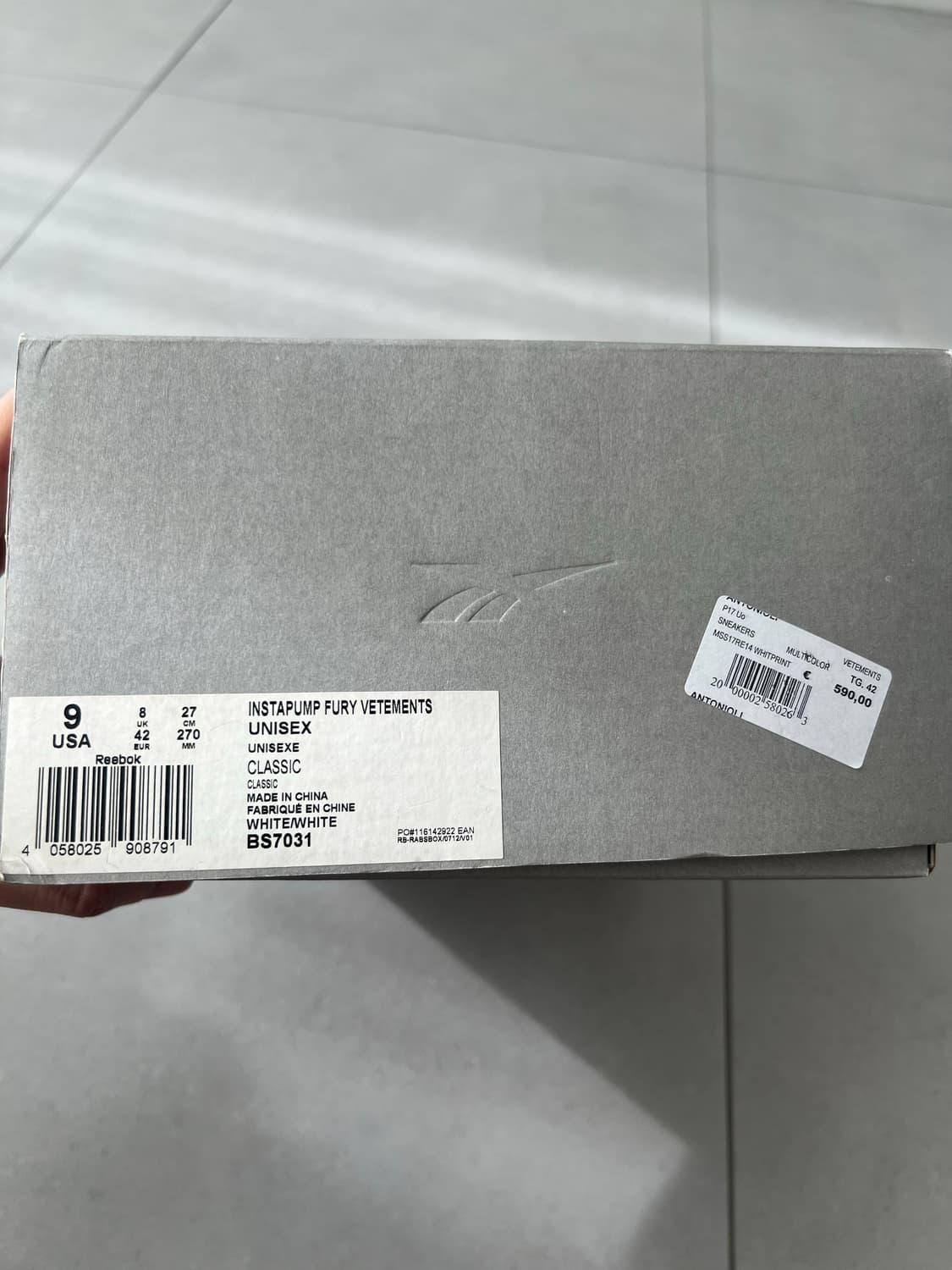 리복 x 베트멍 낙서 퓨리 270 상품이미지10