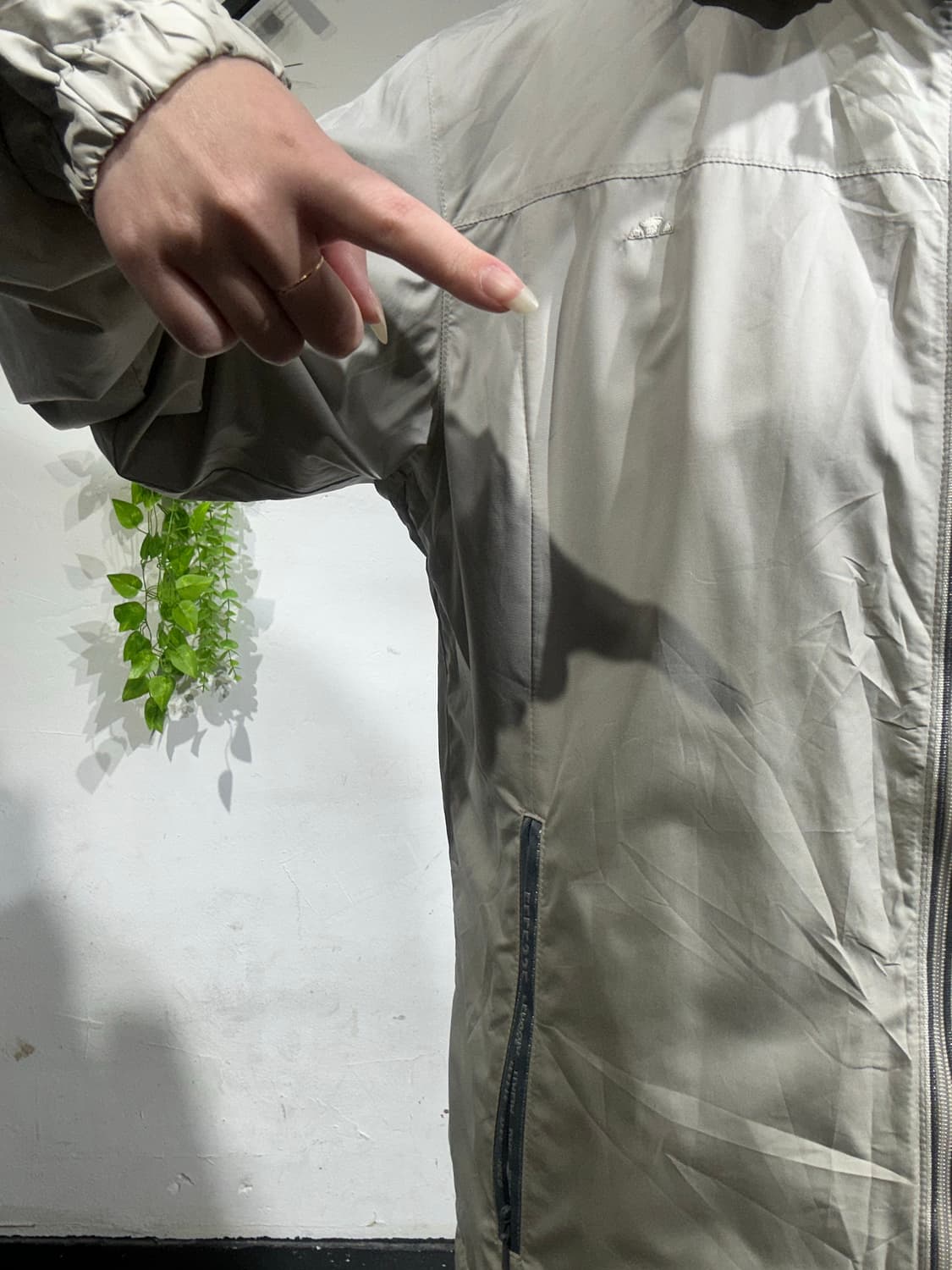 엘레쎄 라이트 그레이 후드 바람막이 자켓 L 상품이미지4