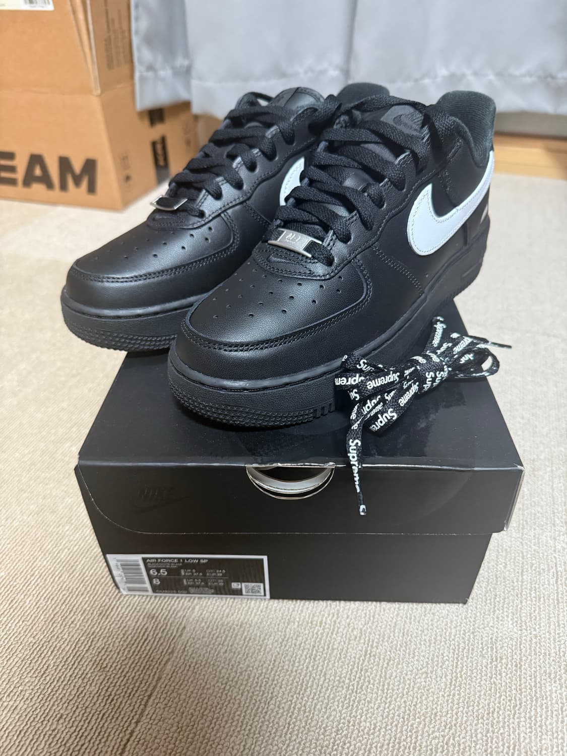 나이키 슈프림 포스 검흰 245 상품이미지1