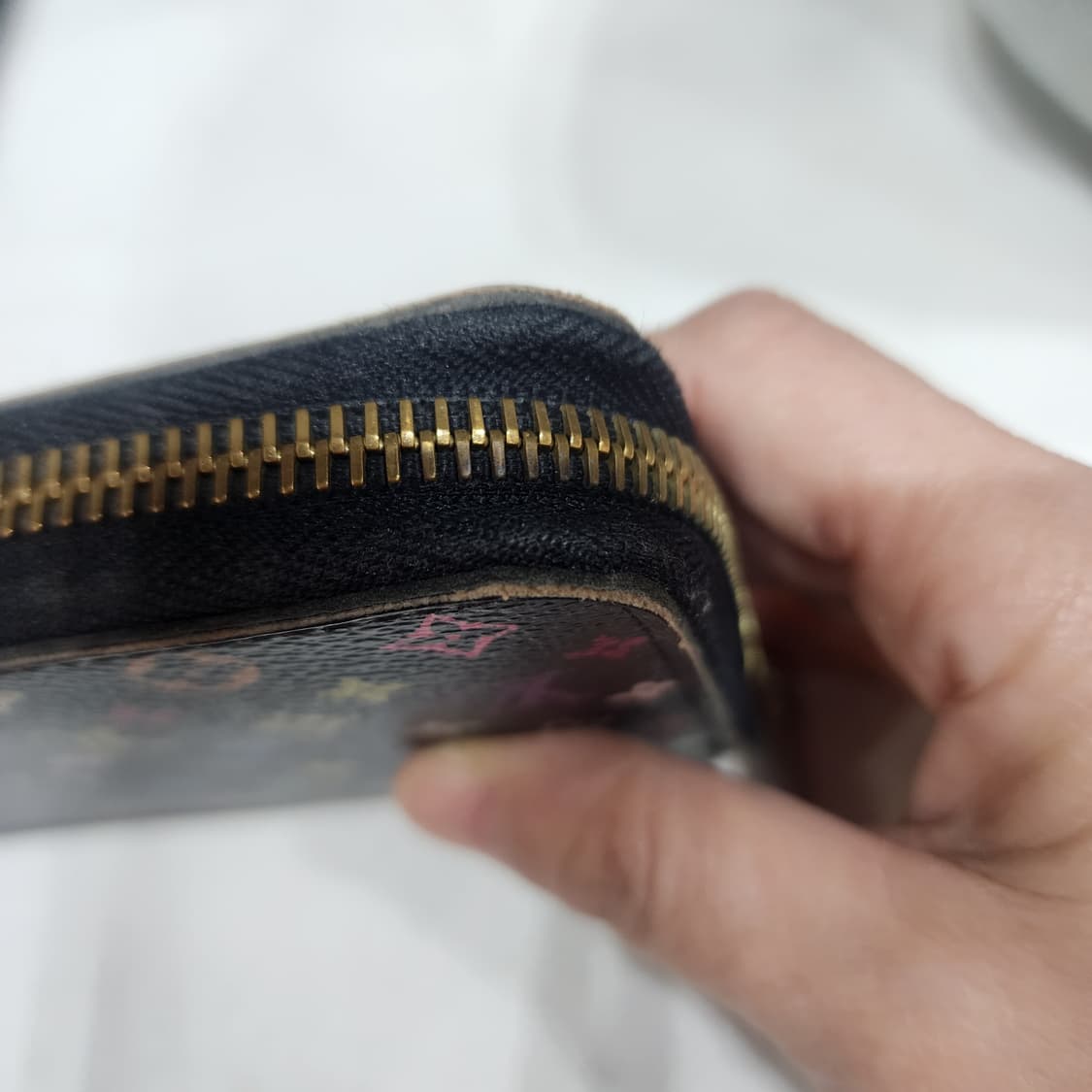 루이비통 멀티컬러 느와르 장지갑 상품이미지5