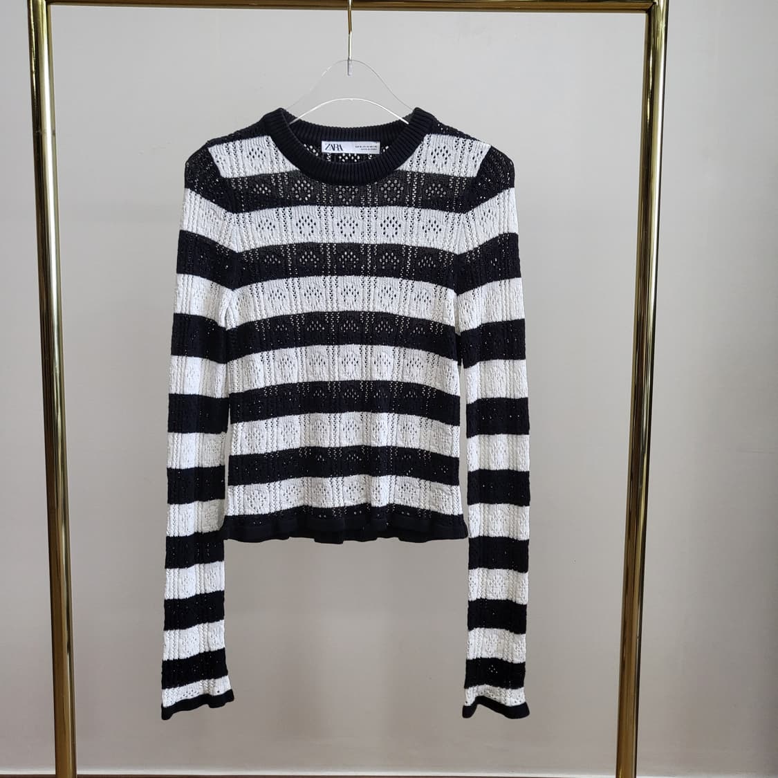 자라    아일렛 니트   판매합니다 
 상품이미지1