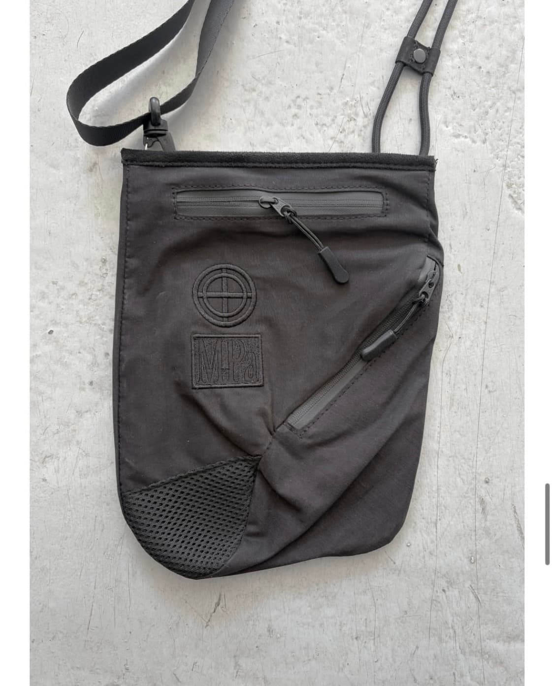 플라스틱프로덕트 미니 크로스백 (새상품) 상품이미지2