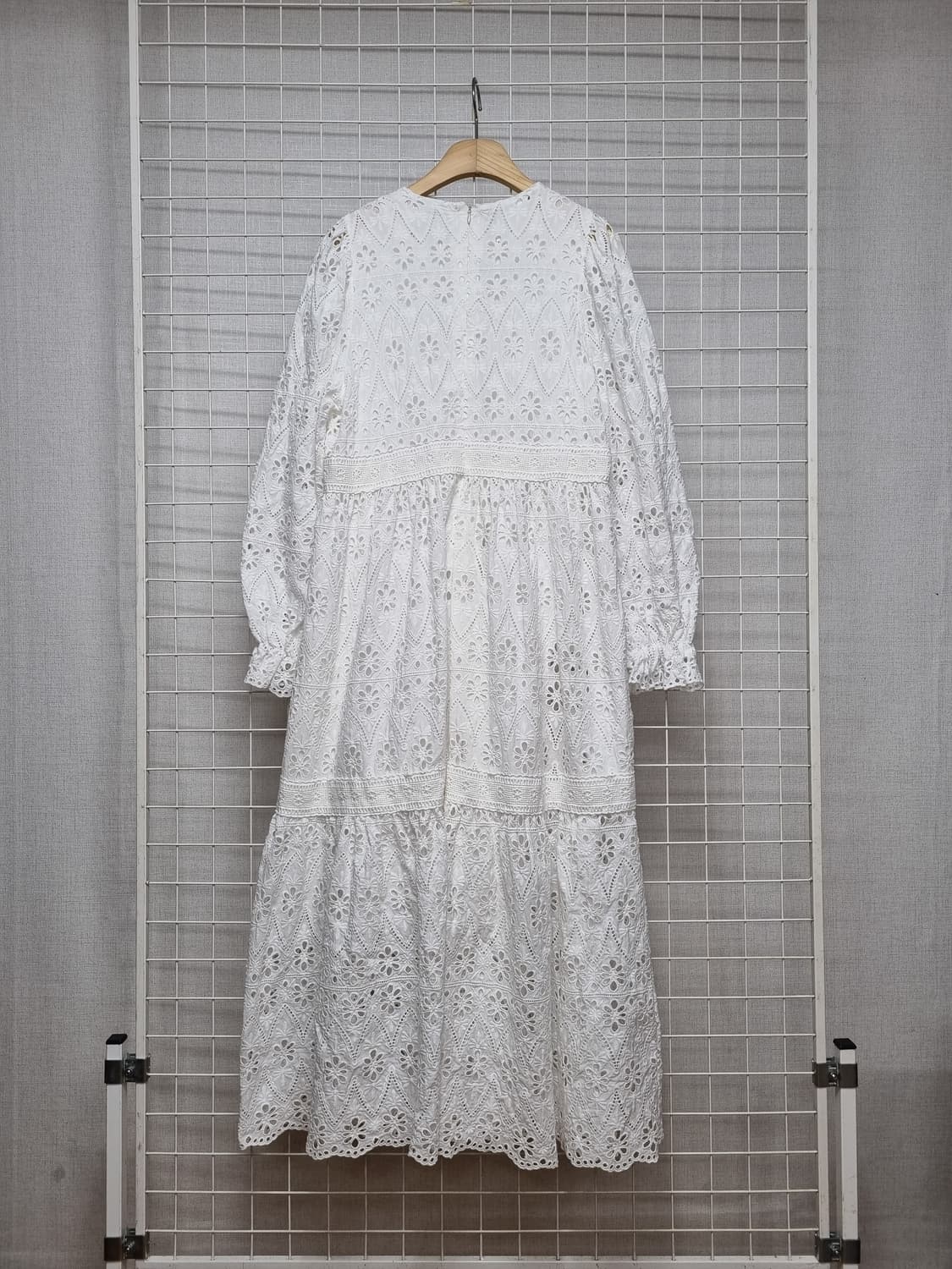 (택포) 바이플로우 바이씨니 펀칭원피스 상품이미지2