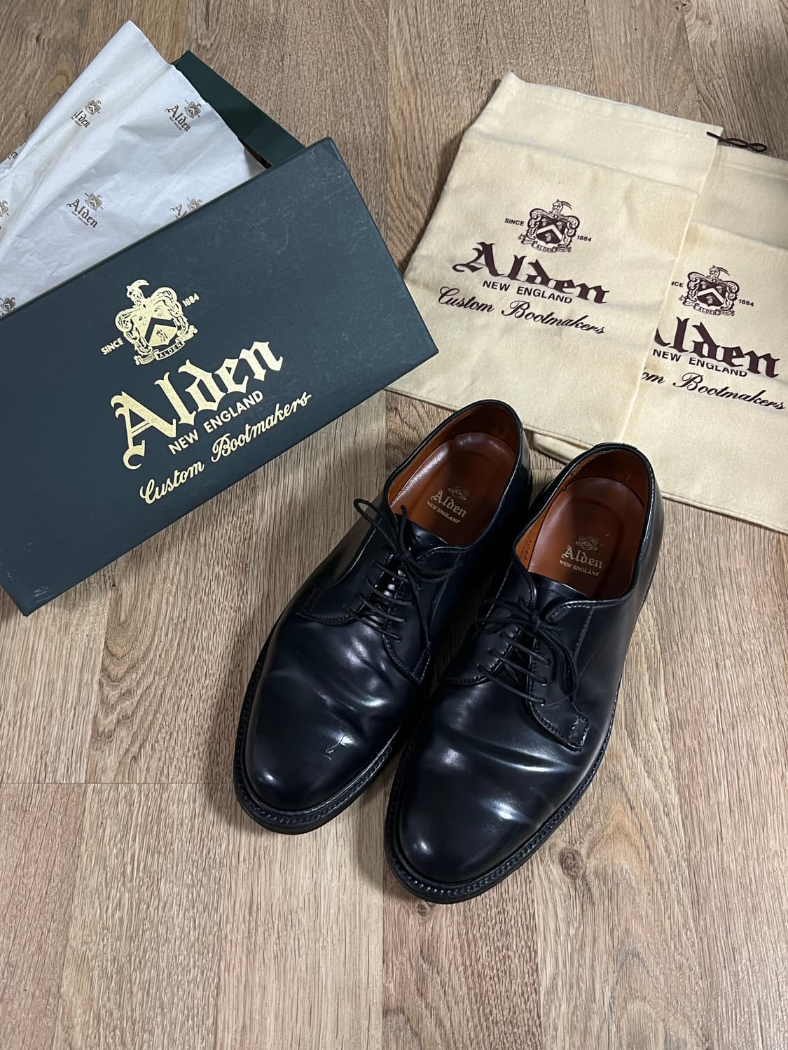 알든 9901 9.5E사이즈 판매 상품이미지1