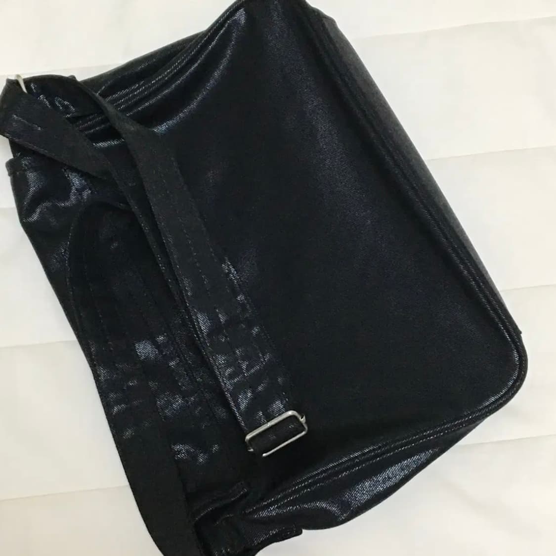 지초이 파르코 에디션 메신저백 블랙 상품이미지3