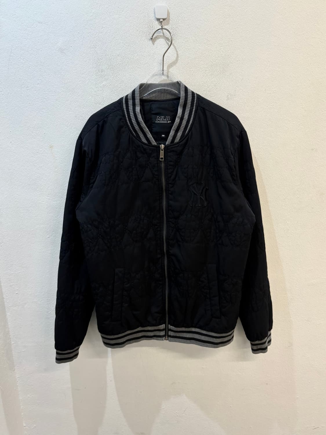 MLB quilted bomber jacket 상품이미지1