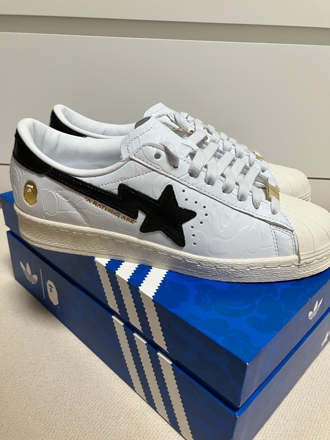 [255] 아디다스 x 베이프 슈퍼스타 빈티지 클라우드 화이트 코어 블랙 상품이미지5