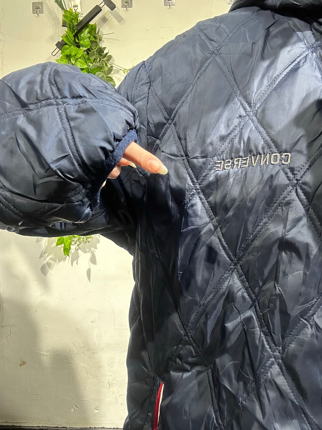 컨버스 네이비 경량 패딩 L 상품이미지4