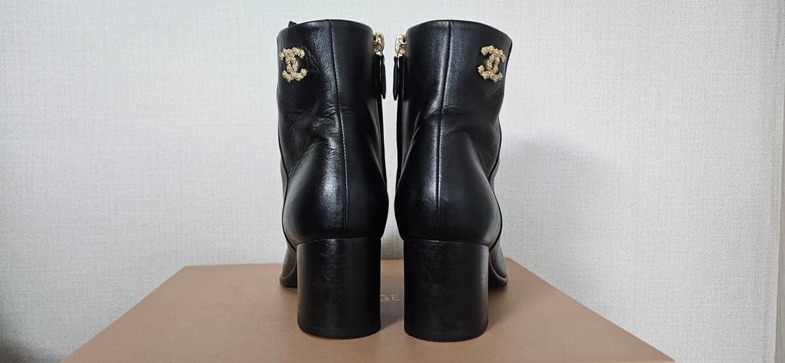 샤넬 앵클부츠 상품이미지3