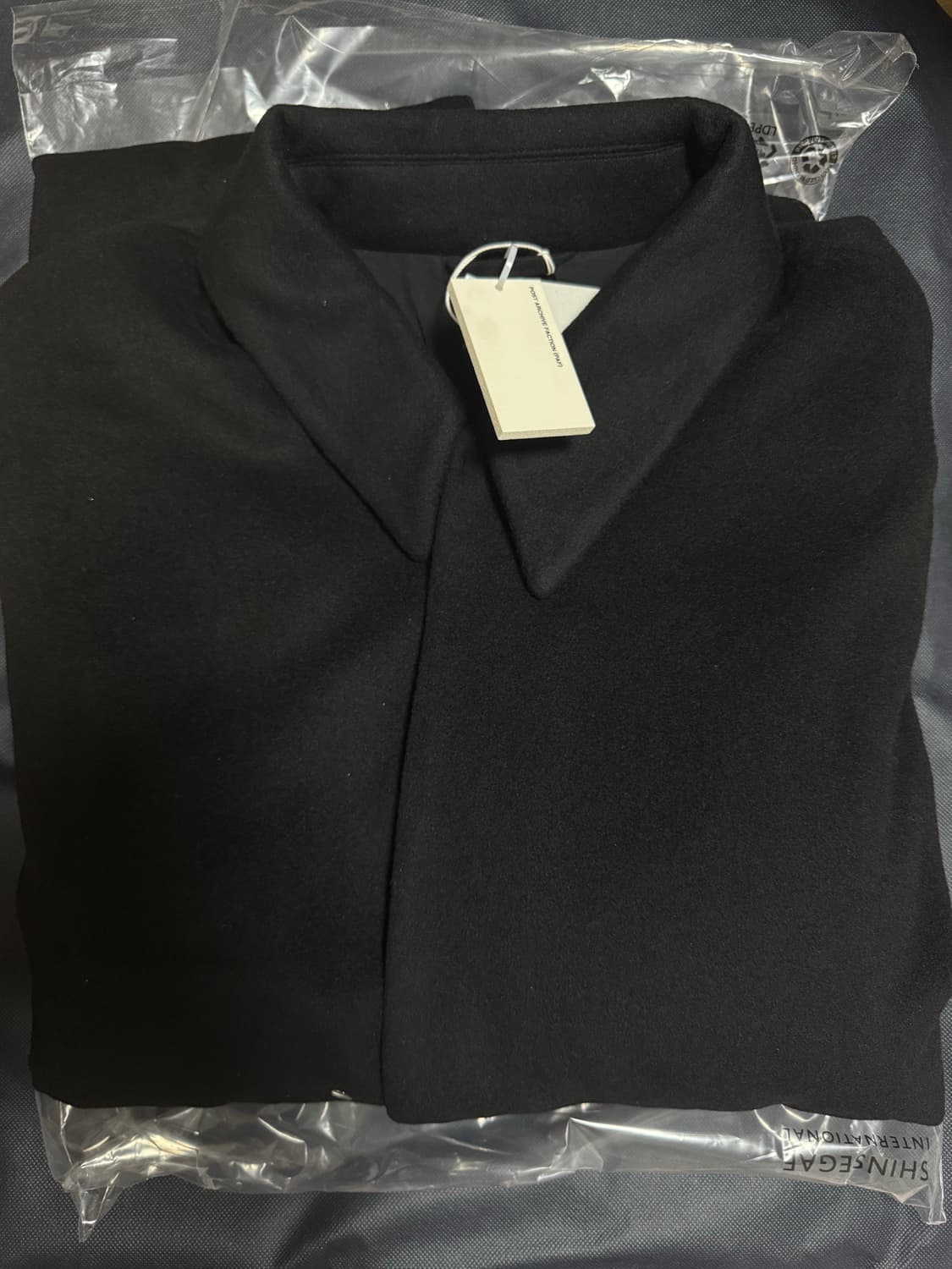 포스트아카이브팩션 뉴 클래식 코트 블랙 상품이미지2