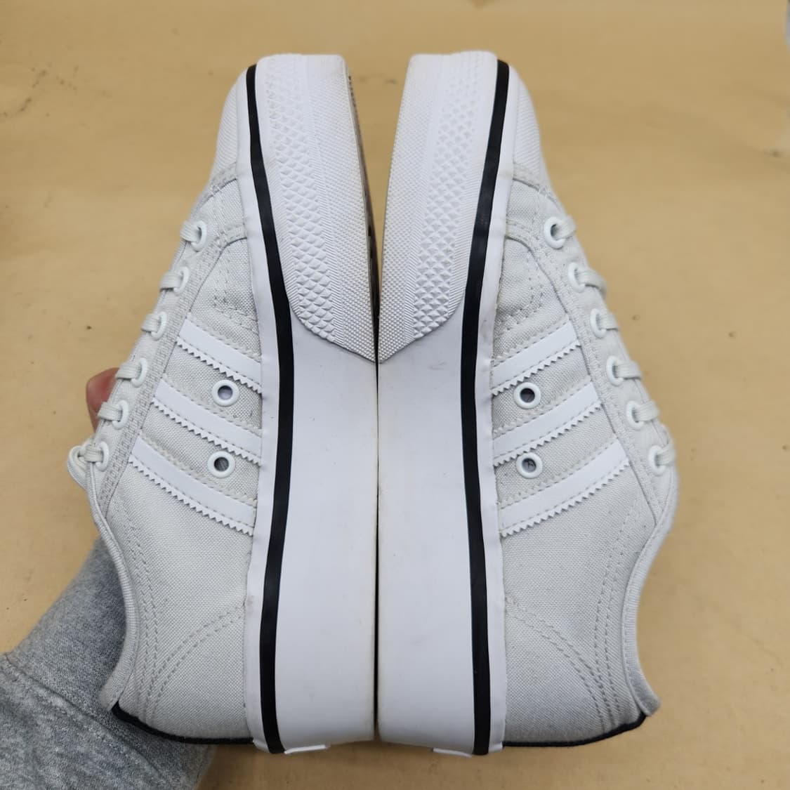 아디다스 니짜 플랫폼 여성스니커즈 230 상품이미지4