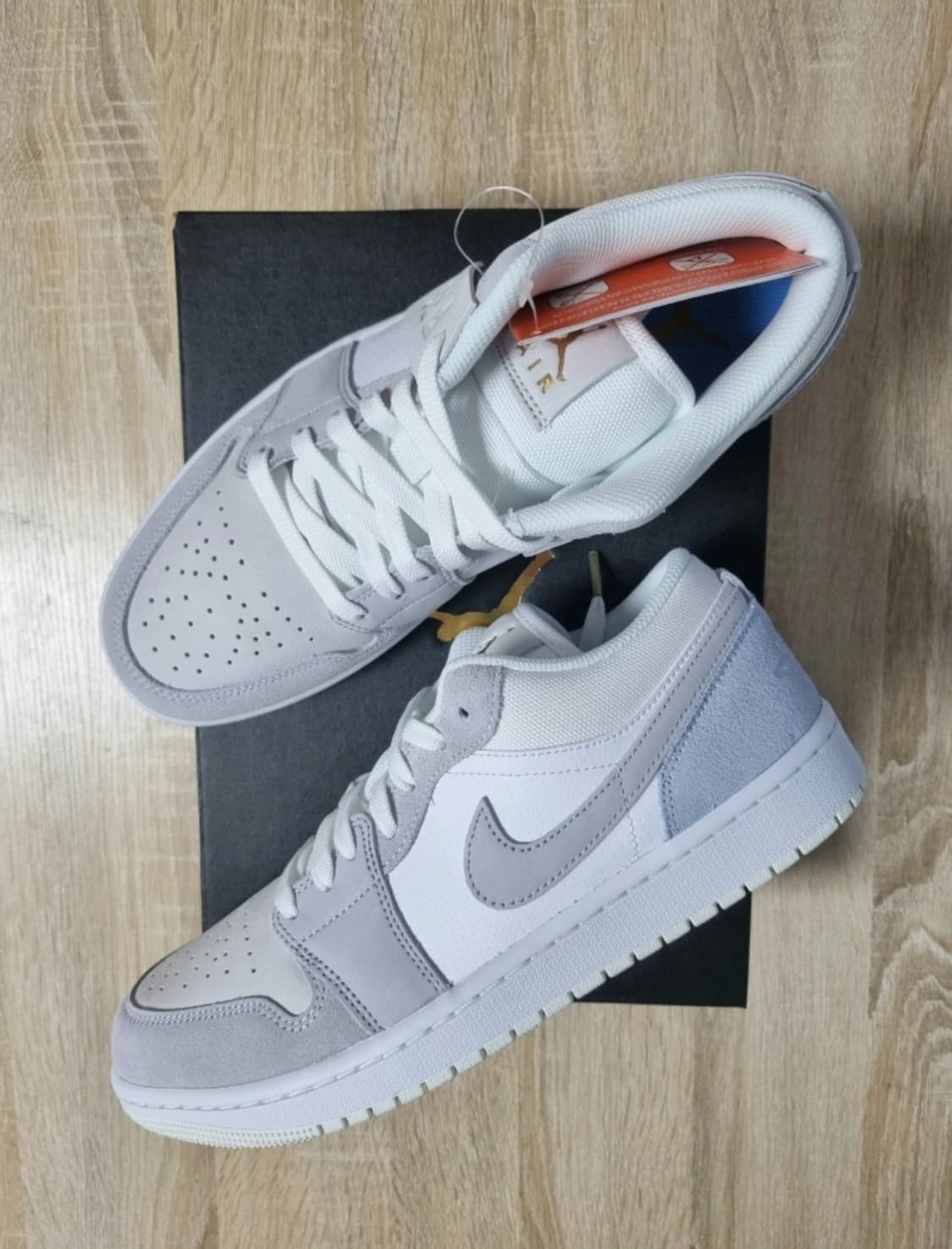 [275]조던1 로우 파리 상품이미지1