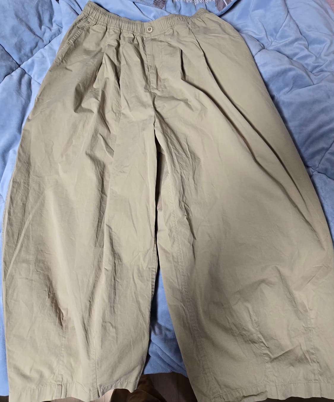 앵글런 Essential Easy Balloon Pants - Beige 상품이미지2