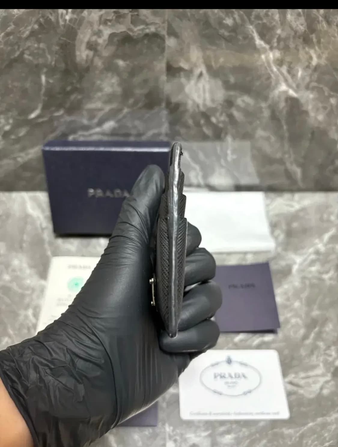 프라다 사피아노 트라이앵글 로고 카드지갑 상품이미지4