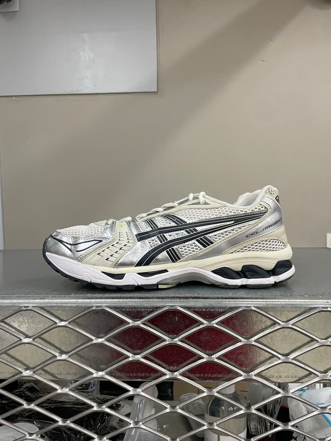 아식스 젤 카야노 14 화이트 미드 나잇 290 상품이미지1