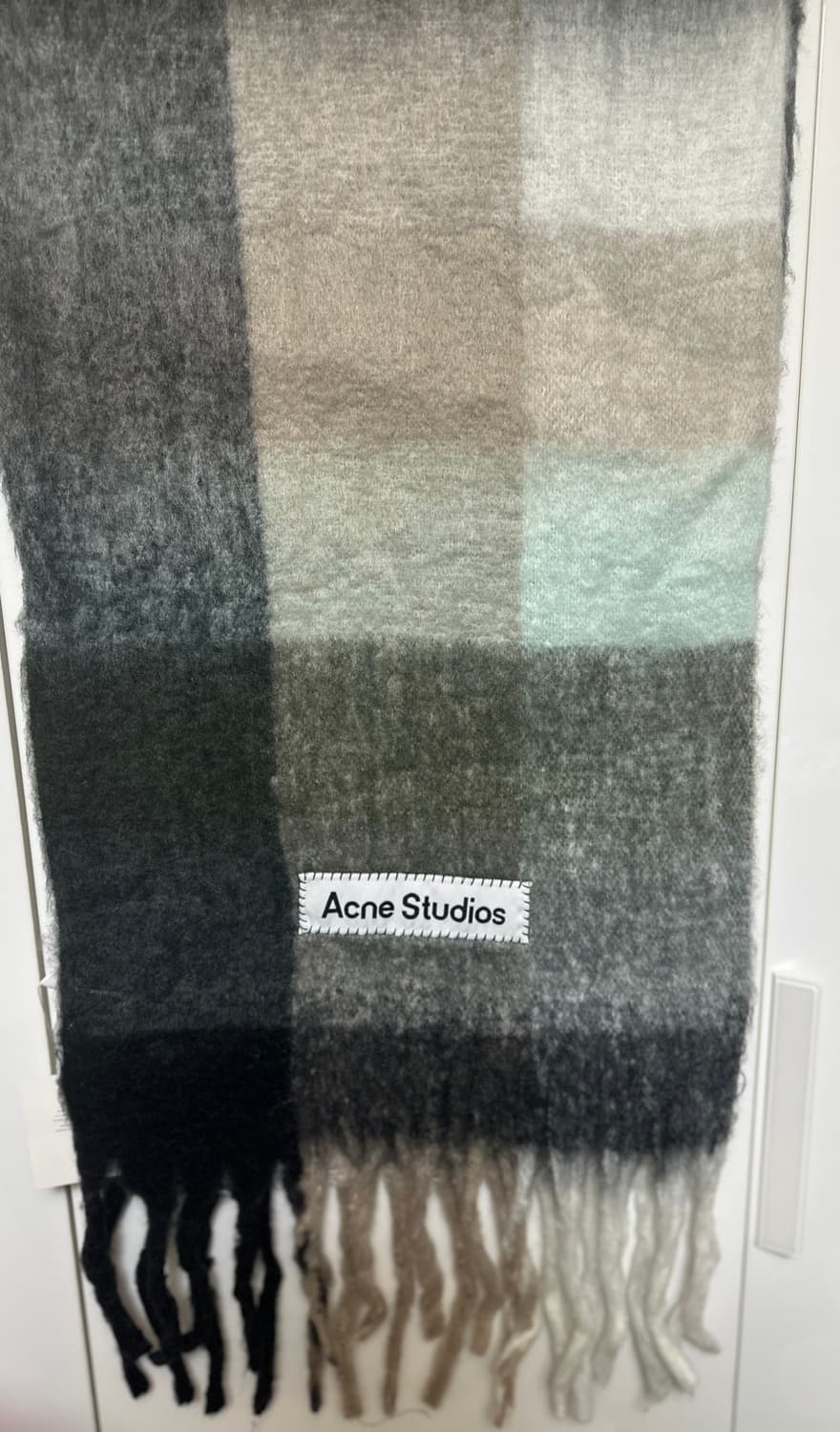 샤넬 블랙 로고 머플러 캐시미어목도리남여공용 상품이미지3