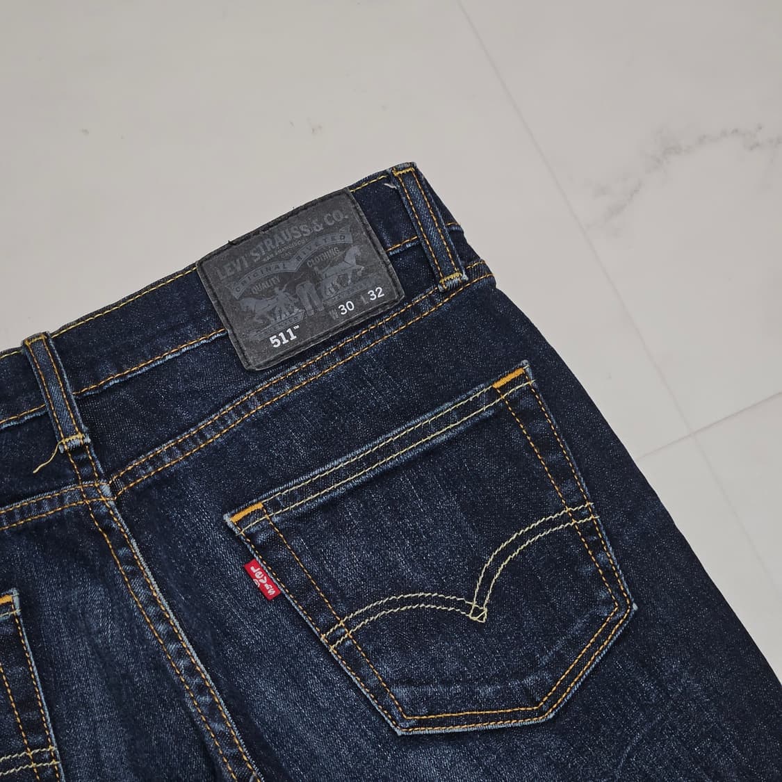 30 리바이스 511 워싱 데님팬츠 상품이미지3