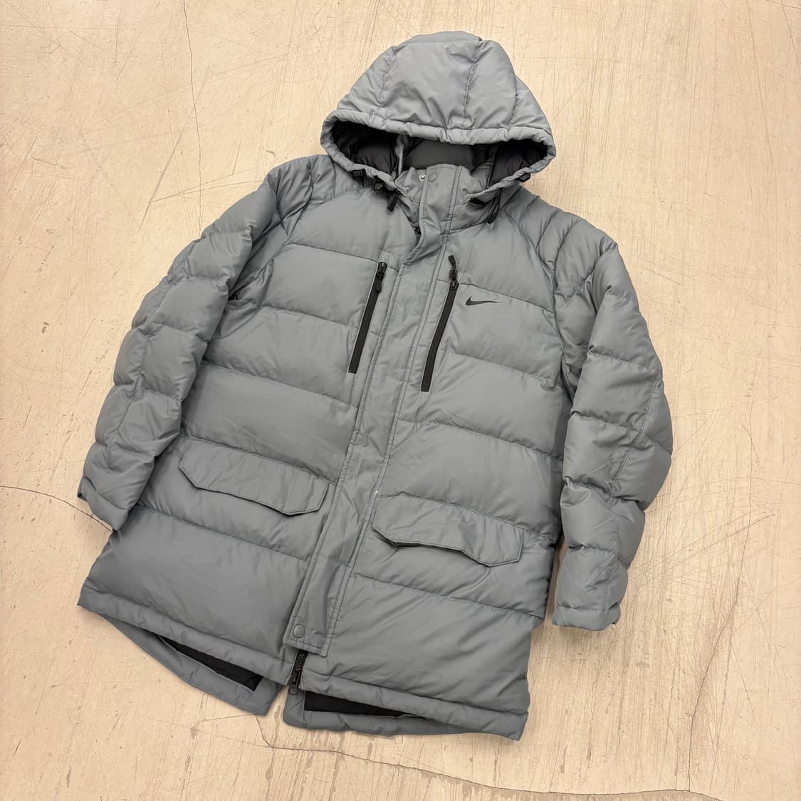 나이키 그레이 스우시 패딩 상품이미지1