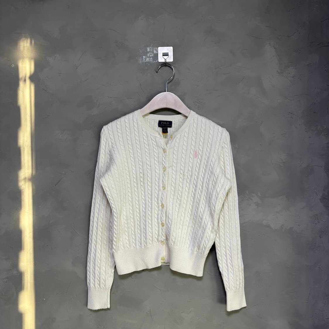 폴로 랄프로렌 꽈배기 니트 가디건 화이트 핑크 상품이미지1