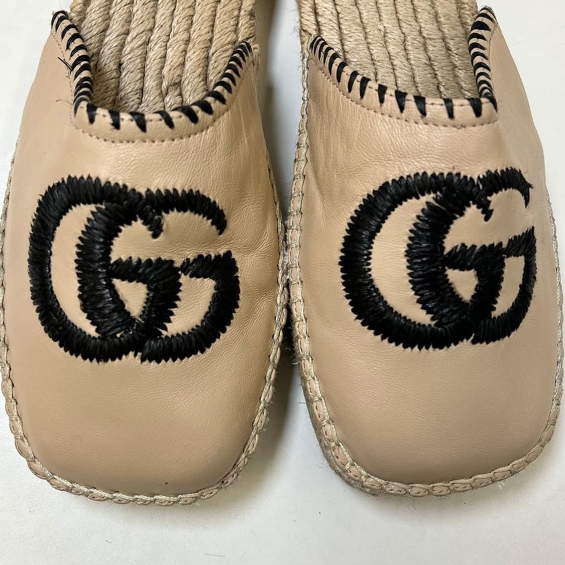 구찌 GG 자수 가죽 메스파드리유 슬립온 38 상품이미지4