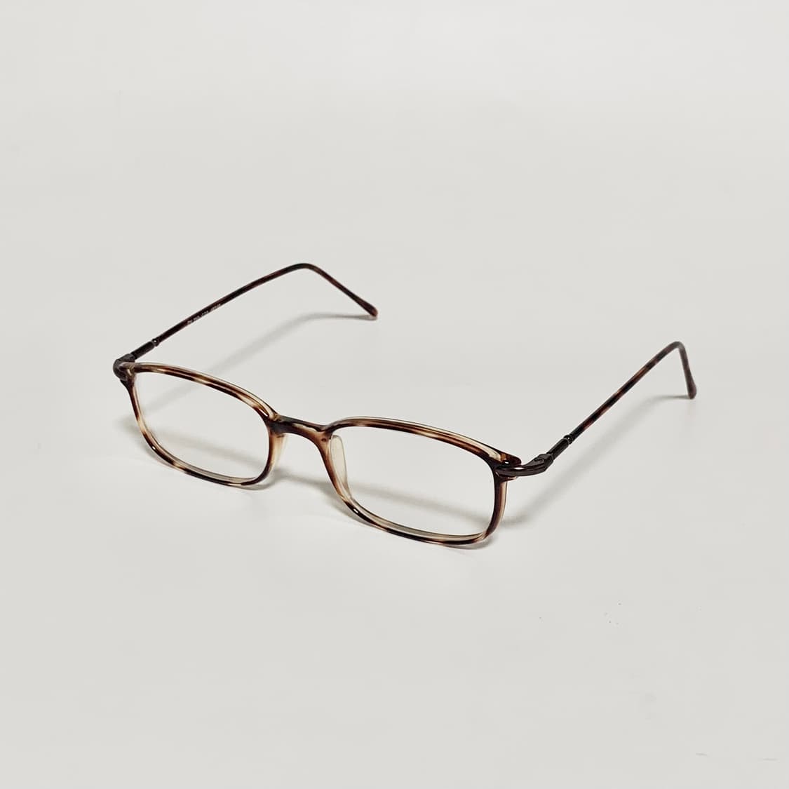 975 빈티지 데드스탁 안경테 레트로 뿔테 블루라이트 차단 남녀공용 상품이미지2