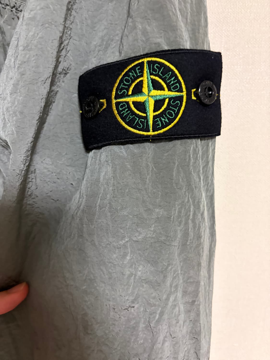[L]26ss 스톤아일랜드 나일론메탈 오버셔츠 펄그레이 상품이미지6