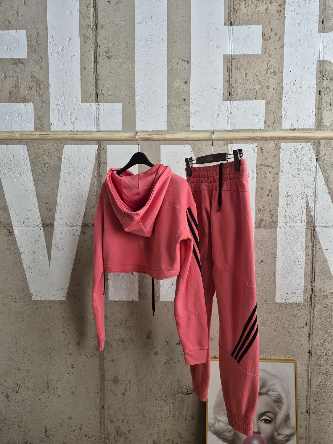 아디다스 약기모 크롭 트레이닝복 세트(MT0 상품이미지3