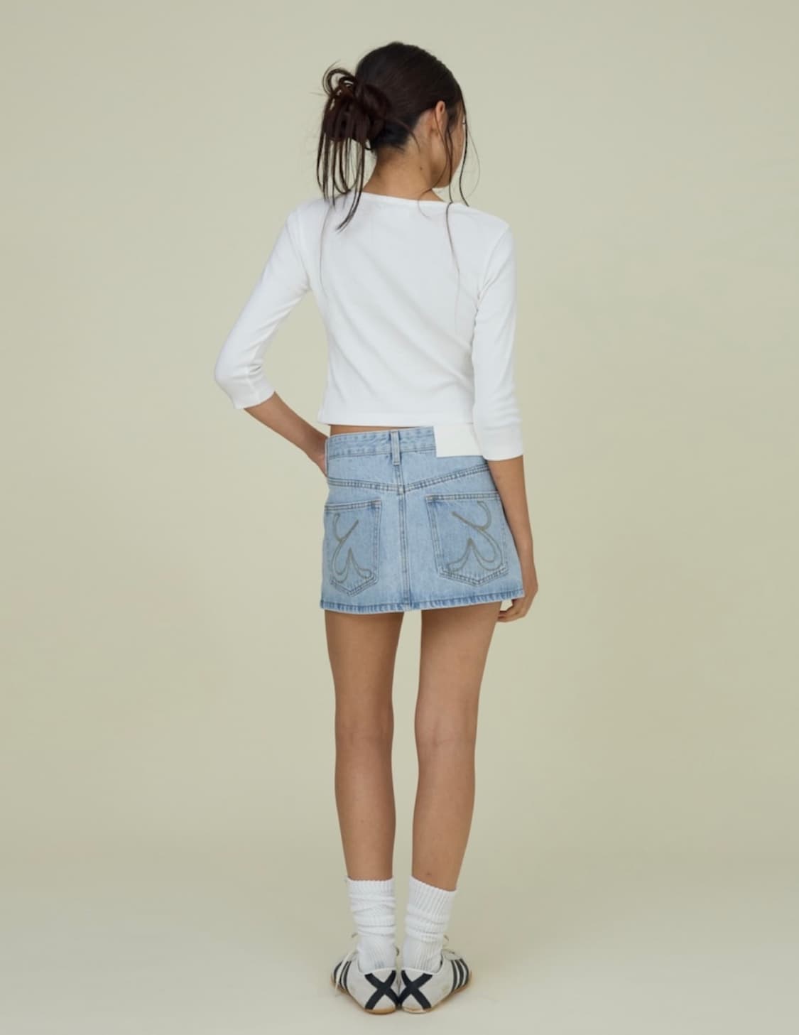 글로니 THE BELLA SKIRT (LIGHT BLUE) L사이즈  상품이미지1