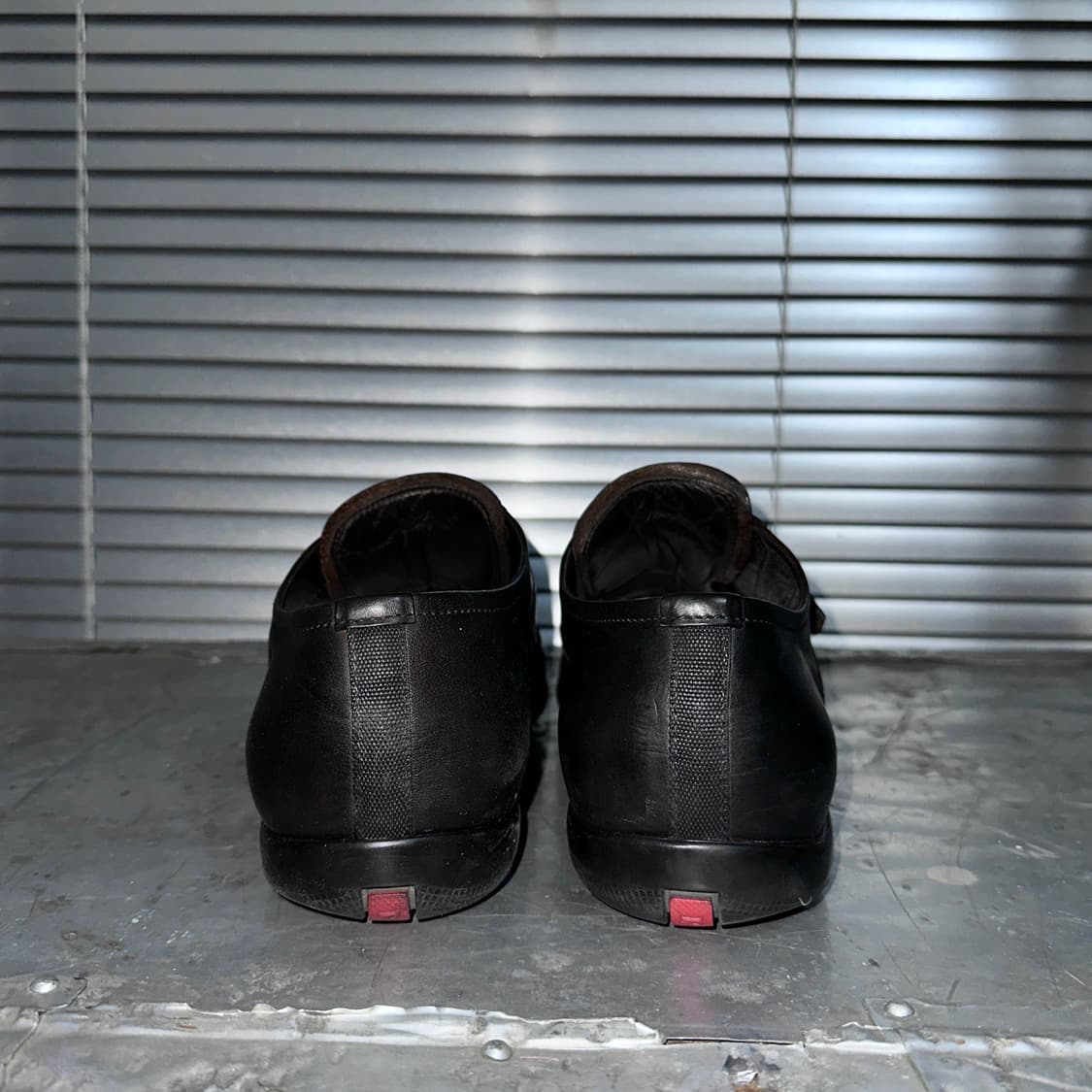 00s 레어 빈티지 프라다 스포츠 벨크로 가죽 스니커즈 상품이미지5