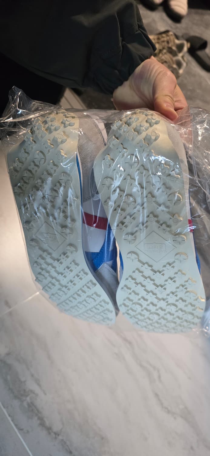 오니츠카 타이거 265 새상품 팝니다 상품이미지2