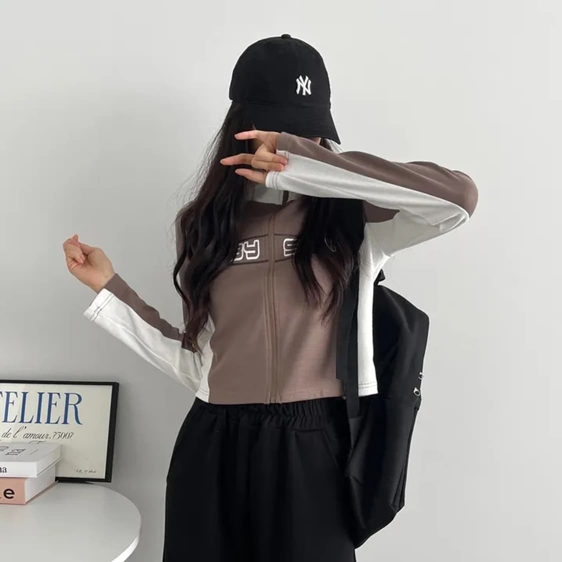 [크롭집업/스포티룩] 루비스타 레터링 배색 카라 집업 상품이미지4