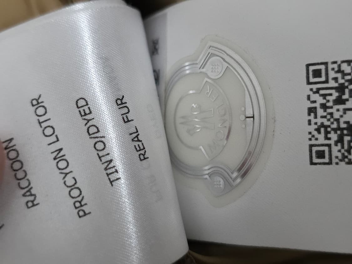 몽클레어 폴라 pola 라쿤 다운 구스 패딩 베이지5(110 xxl) 상품이미지4