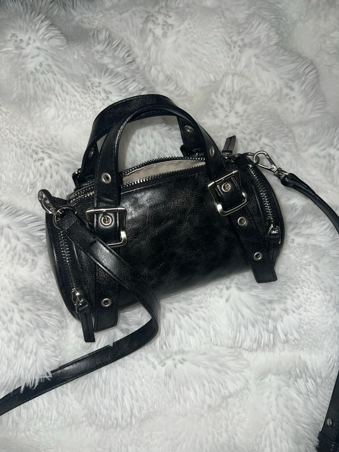 샌드뮤지엄 오크백 크랙블랙 상품이미지1