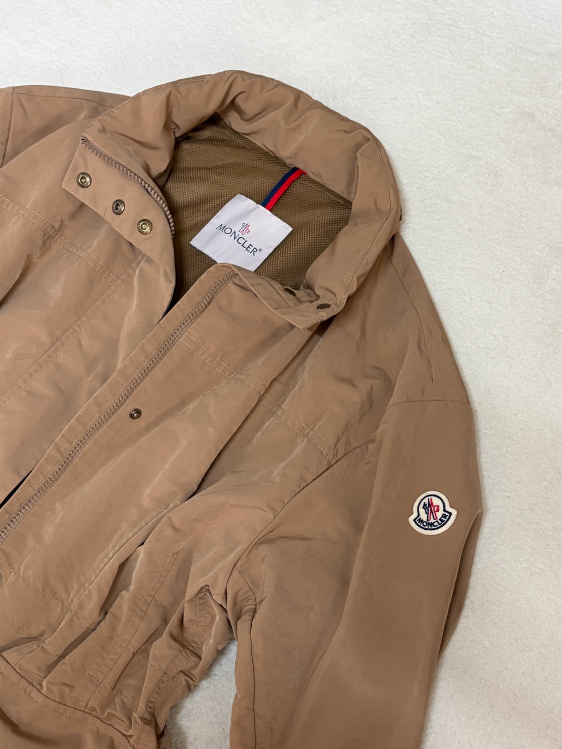 (새거급) 25ss 몽클레어 Nades 바람막이 3 몽클레어 여성 자켓 상품이미지2