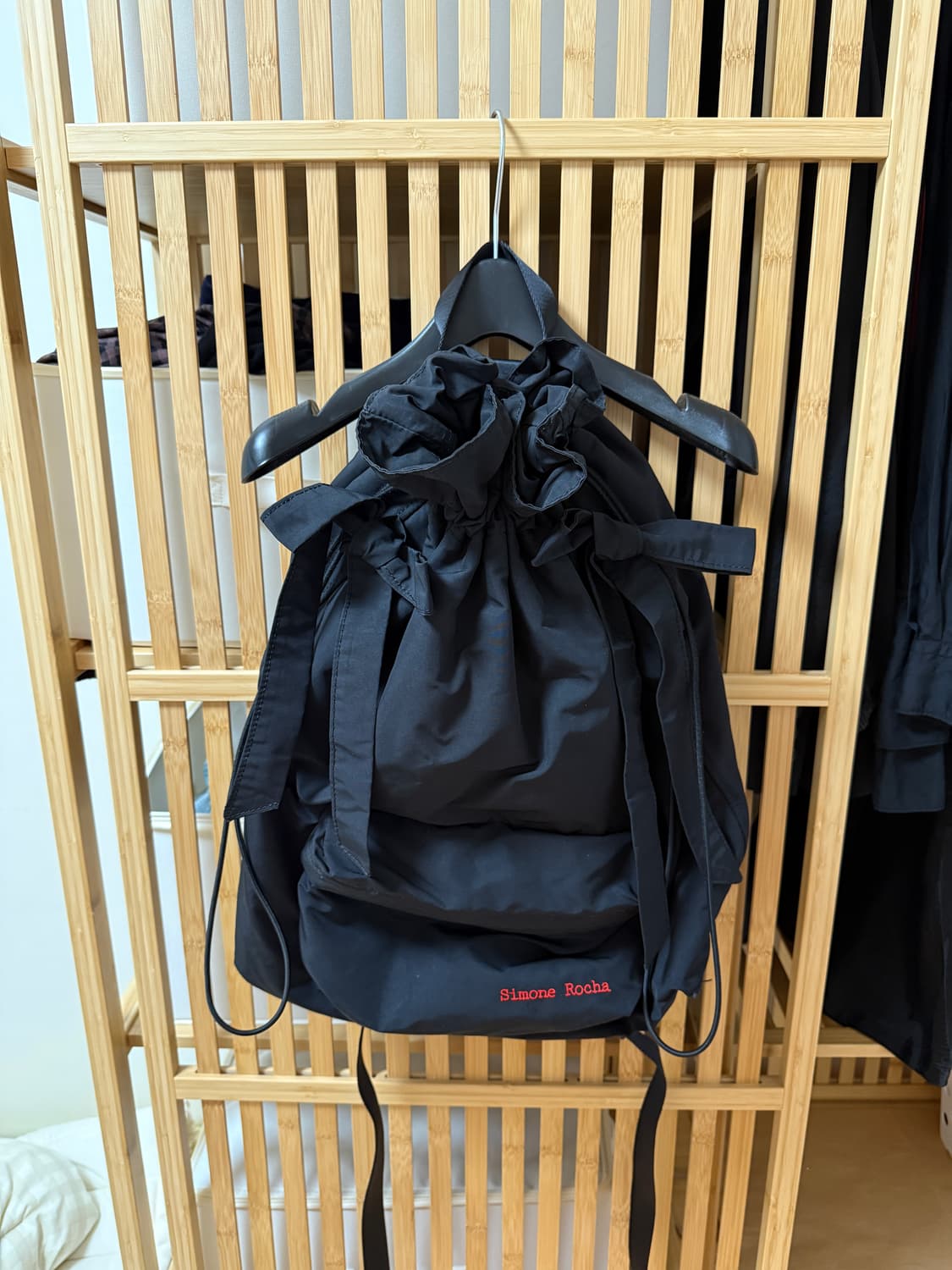 시몬로샤 h&m 콜라보 백팩 상품이미지2