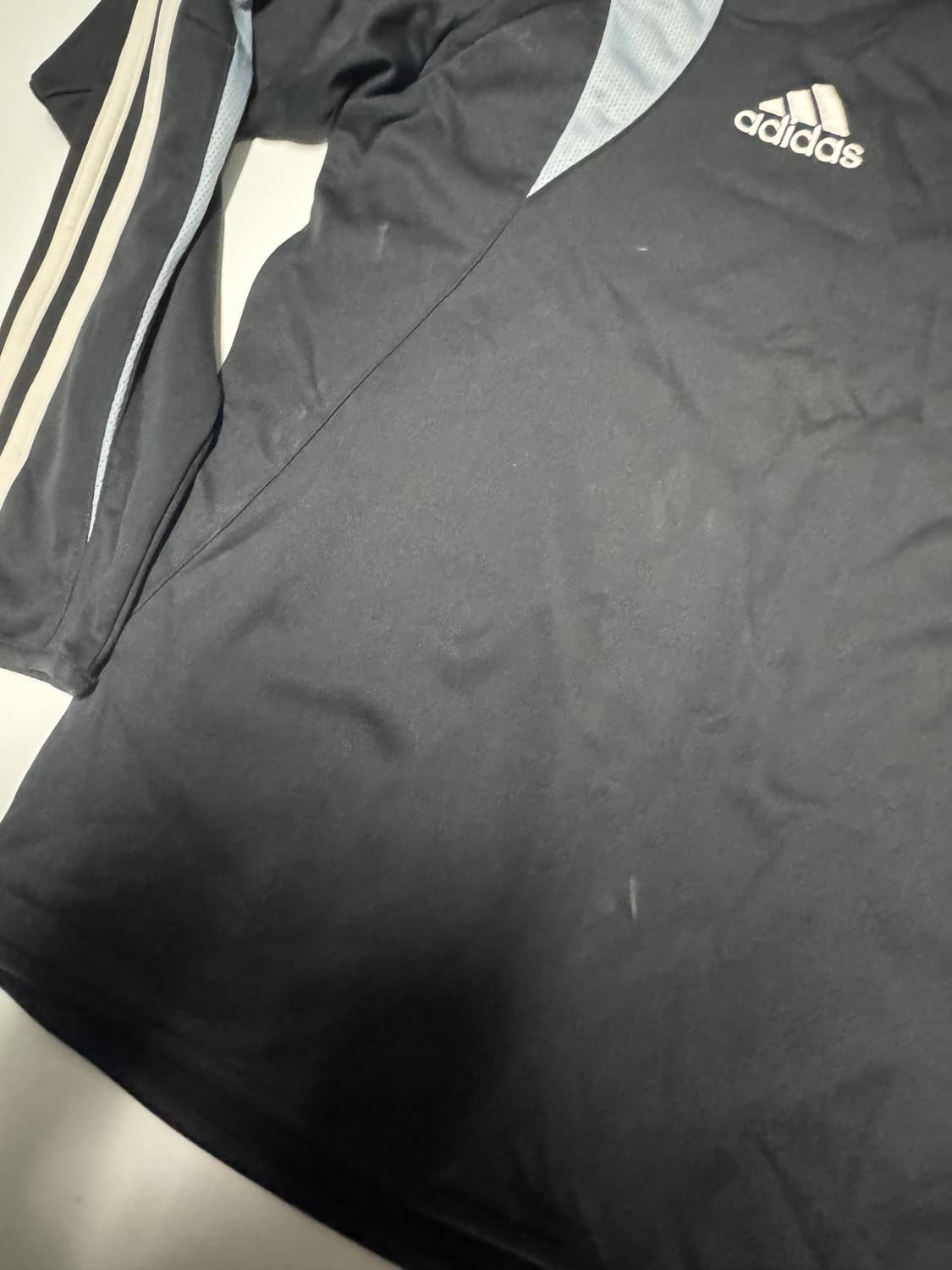 아디다스 올드스쿨 레알마드리드 기모 스웨트 탑 L 상품이미지5