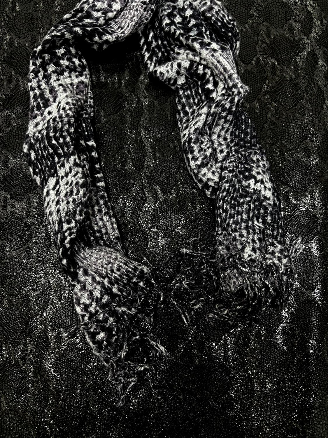 “Vintage” Y2K Scarf 상품이미지2