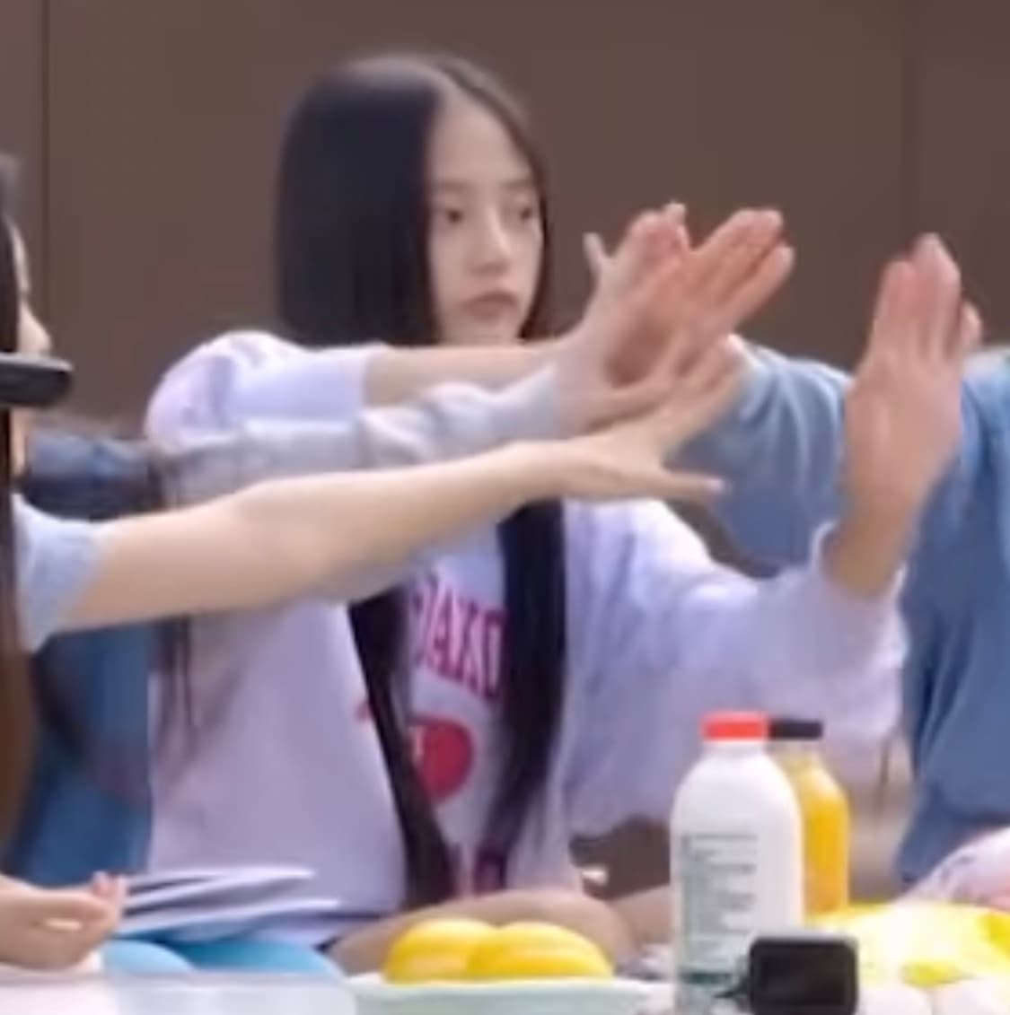 [뉴진스민지,크러쉬,조인성,박보검 착용]아이오다코타 네이비 셋업 새상품 상품이미지4