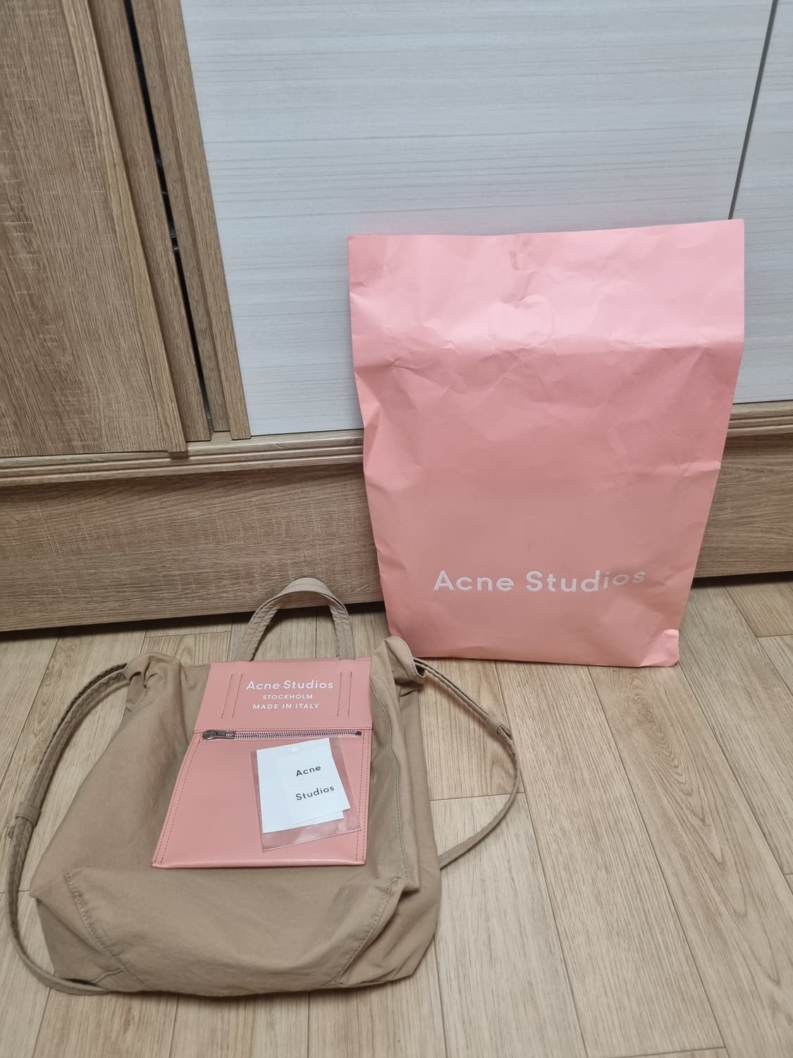 아크네스튜디오 베이커 백 미듐 상품이미지3