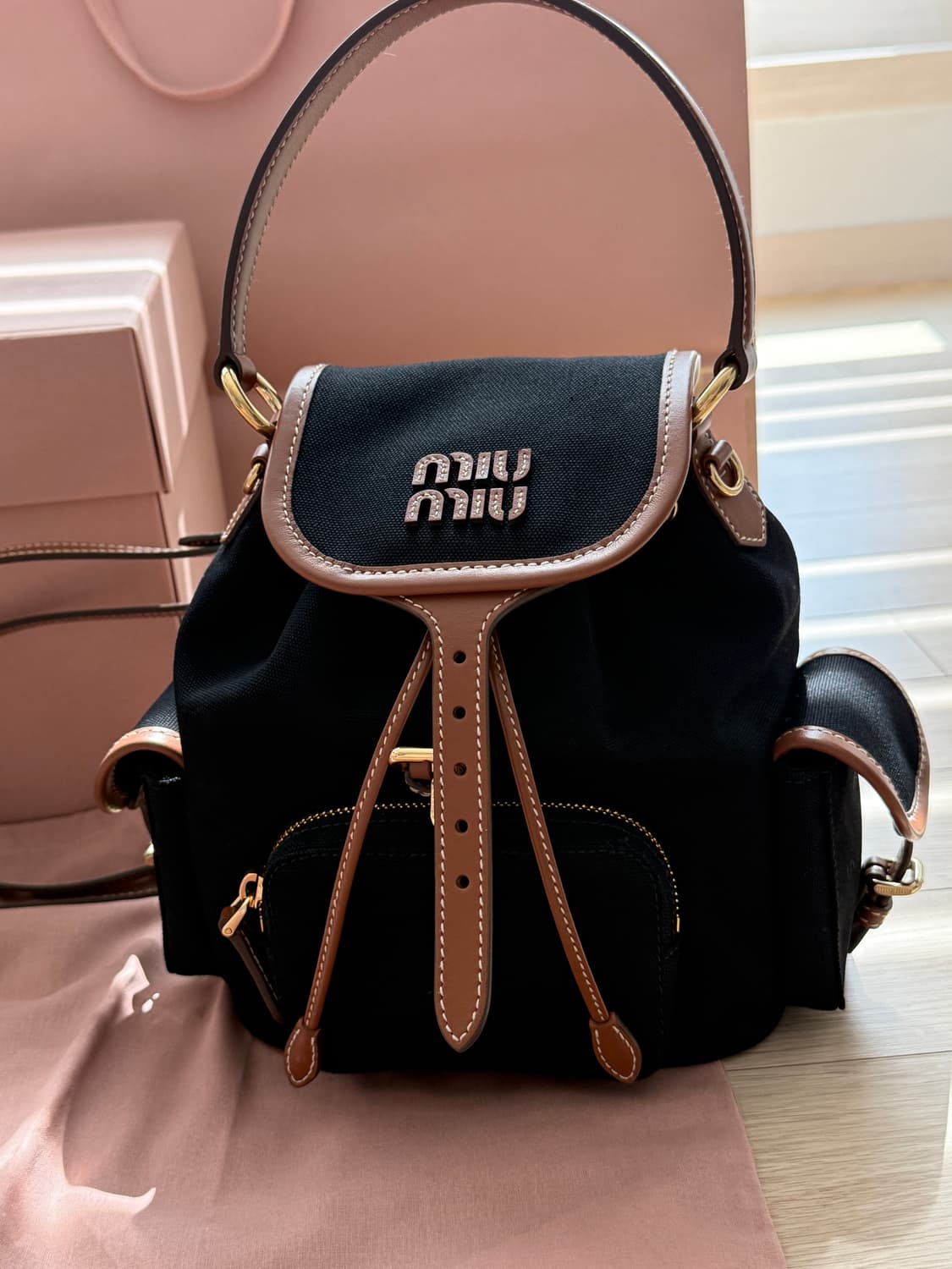 미우미우 캔버스 백팩 상품이미지7