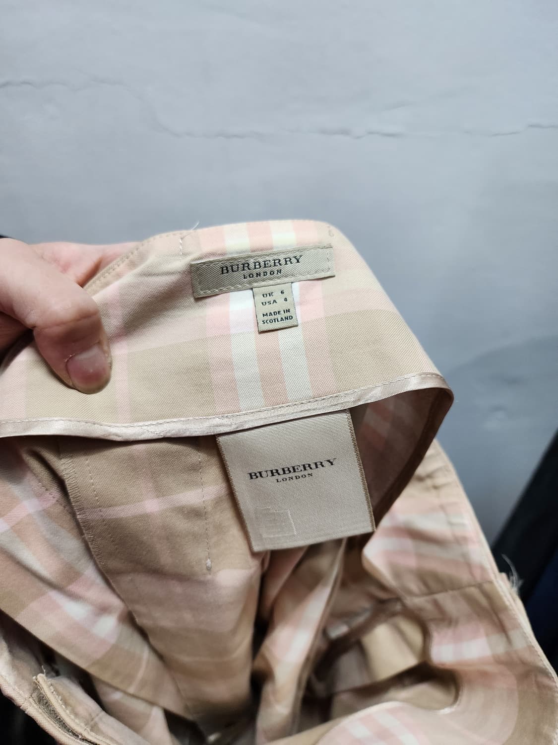 버버리 (스코틀랜드) 가죽스트랩 노바체크 스커트 상품이미지5