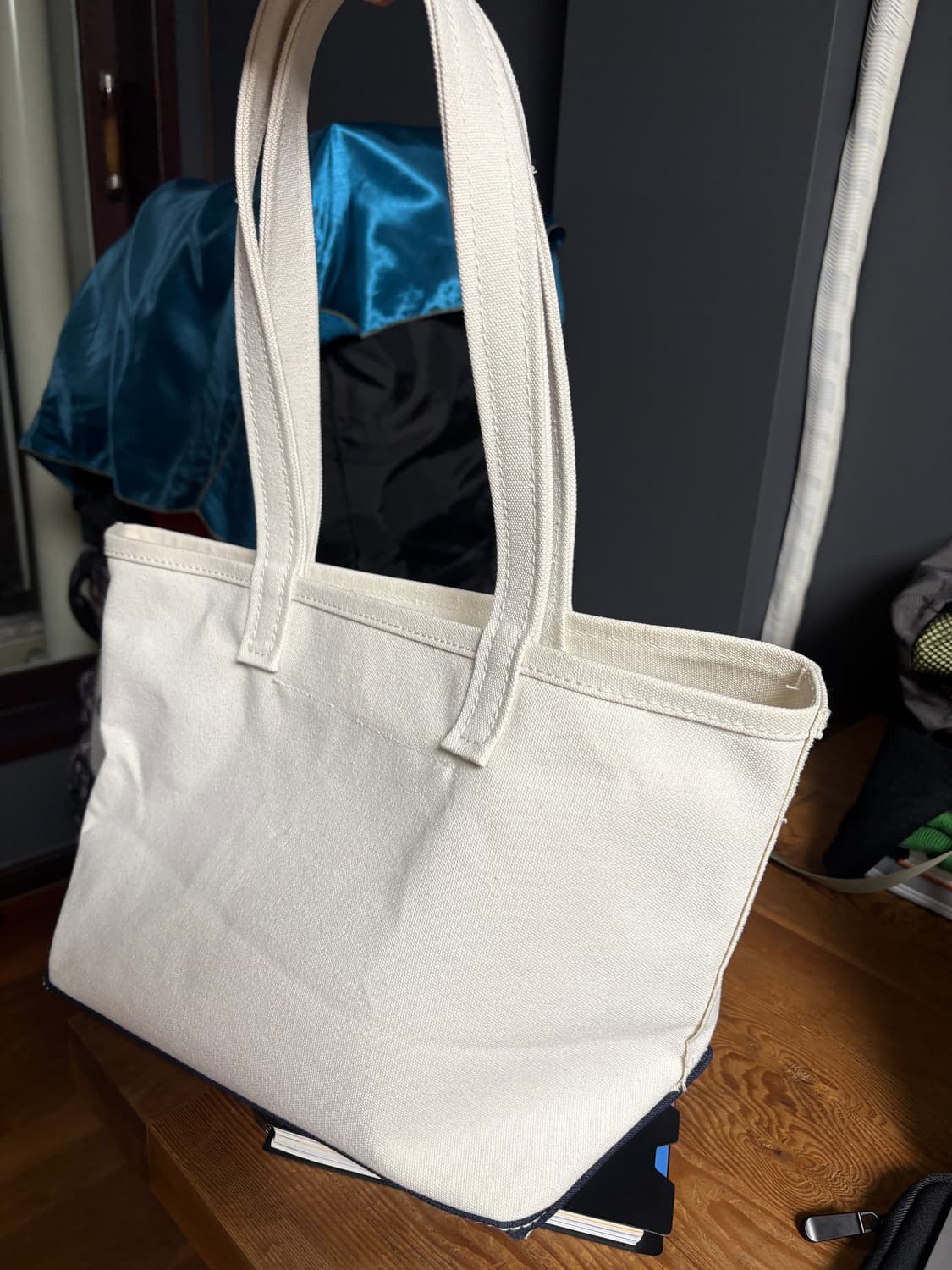 컬렉트 피시스 토트백 상품이미지3