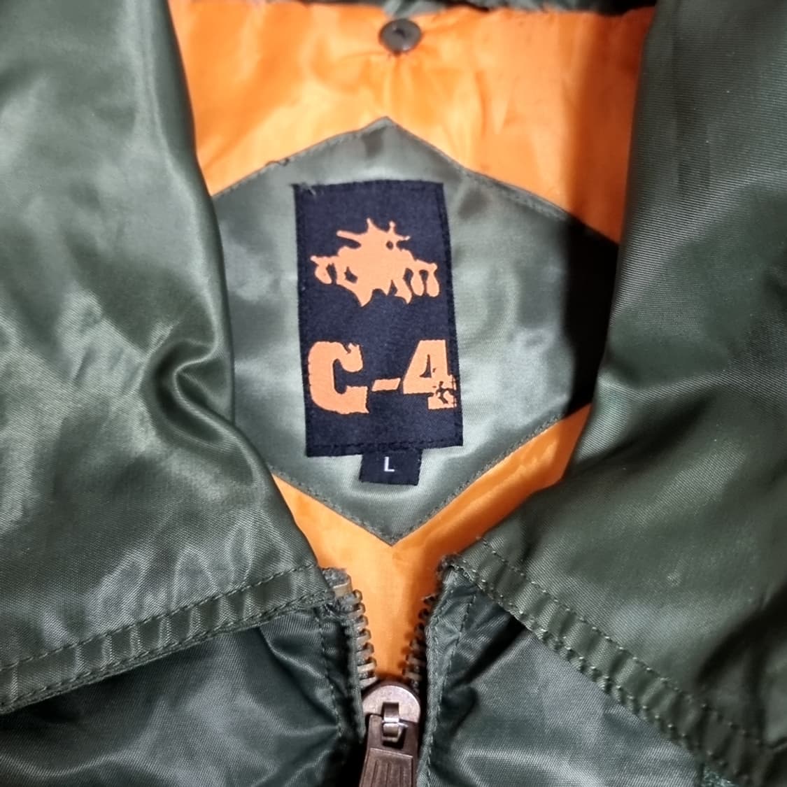 복각 ma-1 C-4 그린 봄버 자켓(105) 상품이미지3