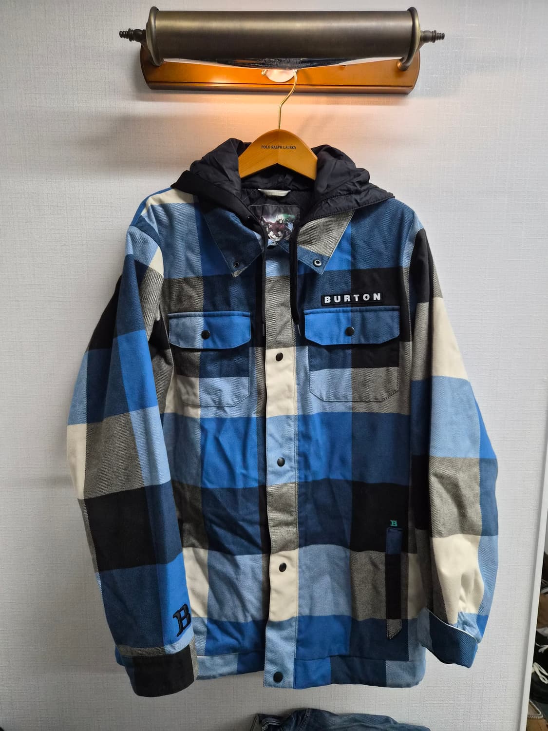 L/105) BURTON 버튼 리저브 2L 인슐레이티드 보드복 팝니다 상품이미지1