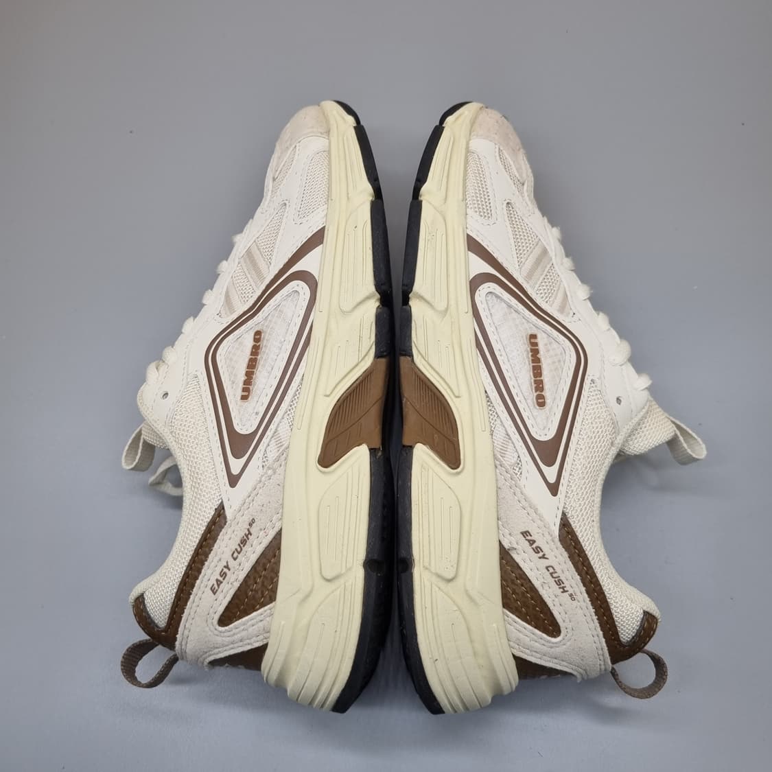 엄브로 ETR002 운동화245  상품이미지5