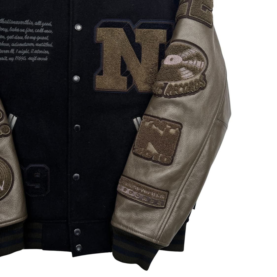 디스이즈네버댓 레코드 패치 네이비 바시티 자켓 S 상품이미지3