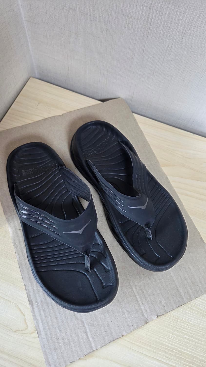 호카 오라 리커버리 플립 블랙 쪼리 슬리퍼 상품이미지1