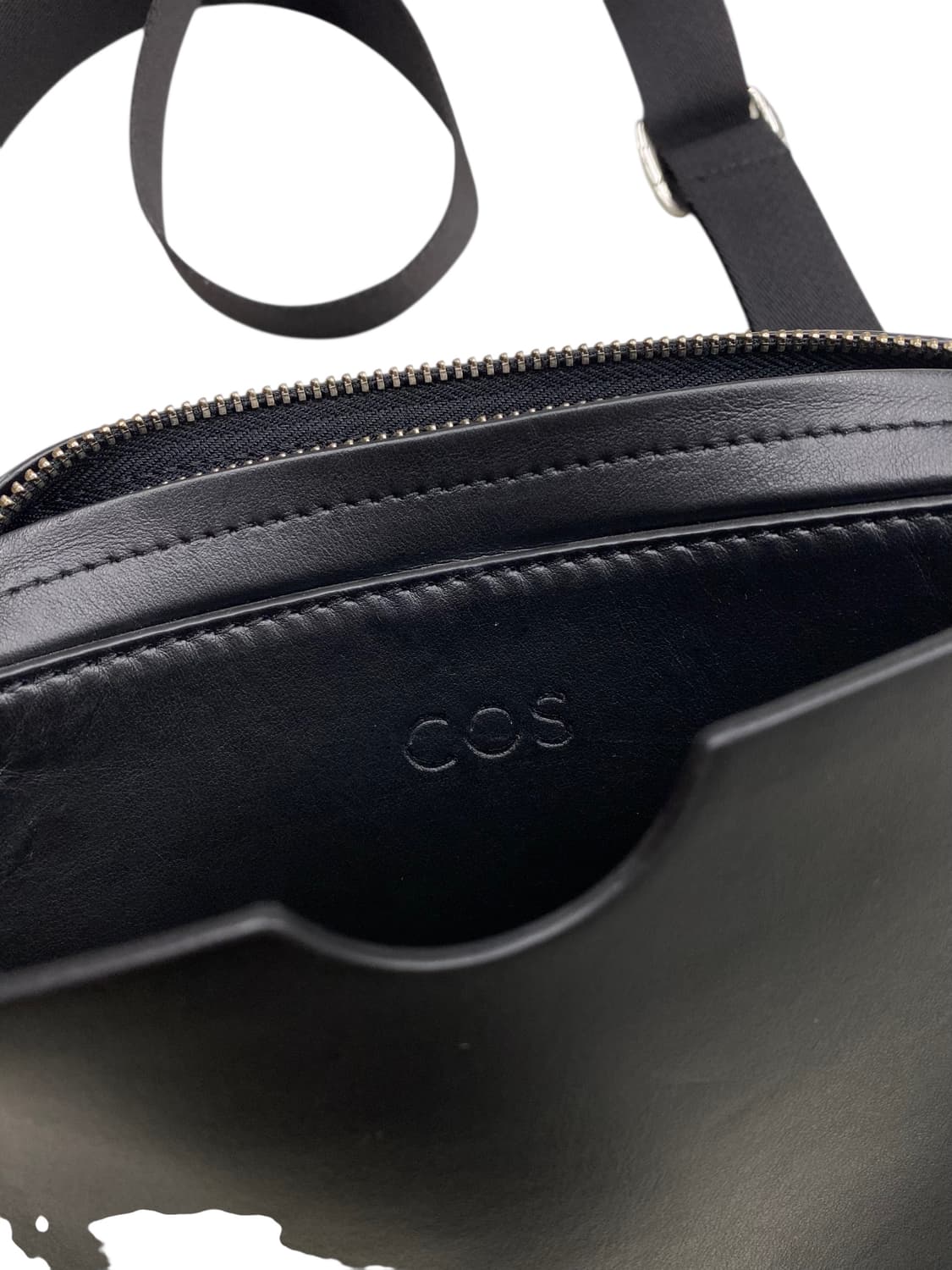 코스 미니 블랙 레더크로스 상품이미지3